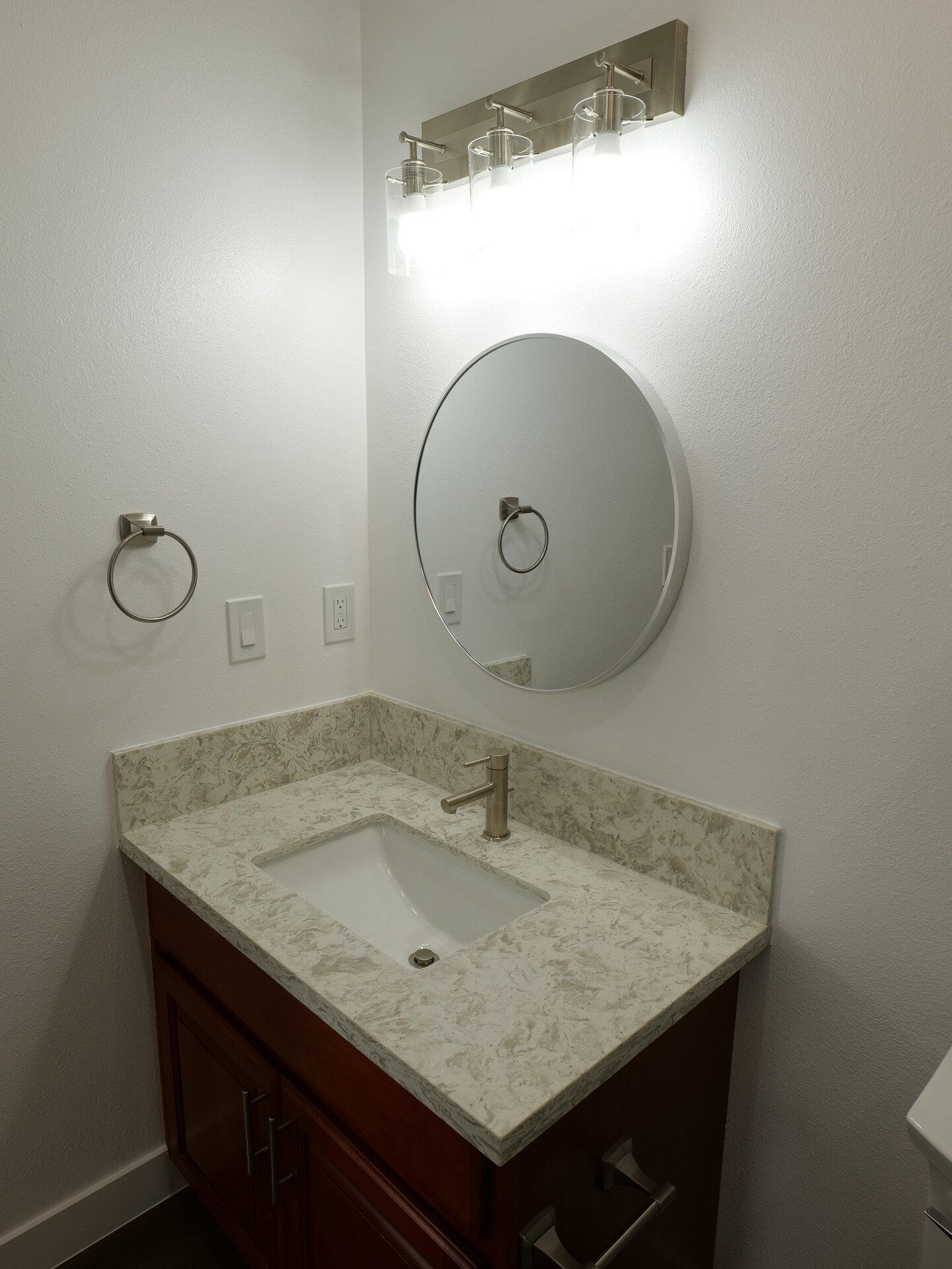 Denker Ave Garage Conversion - Photo 12