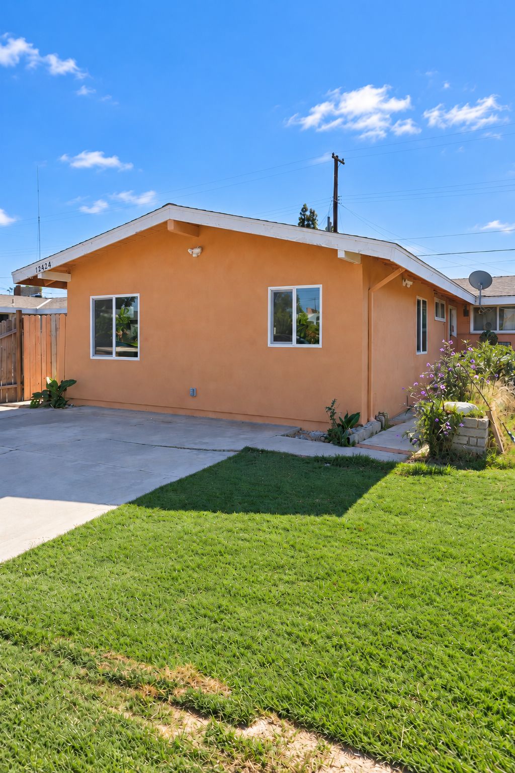 E Belmont Ave, Anaheim - Photo 5