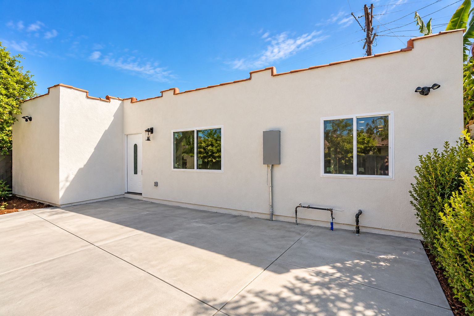 E 77th St, Los Angeles — Project photographs — project photo 2