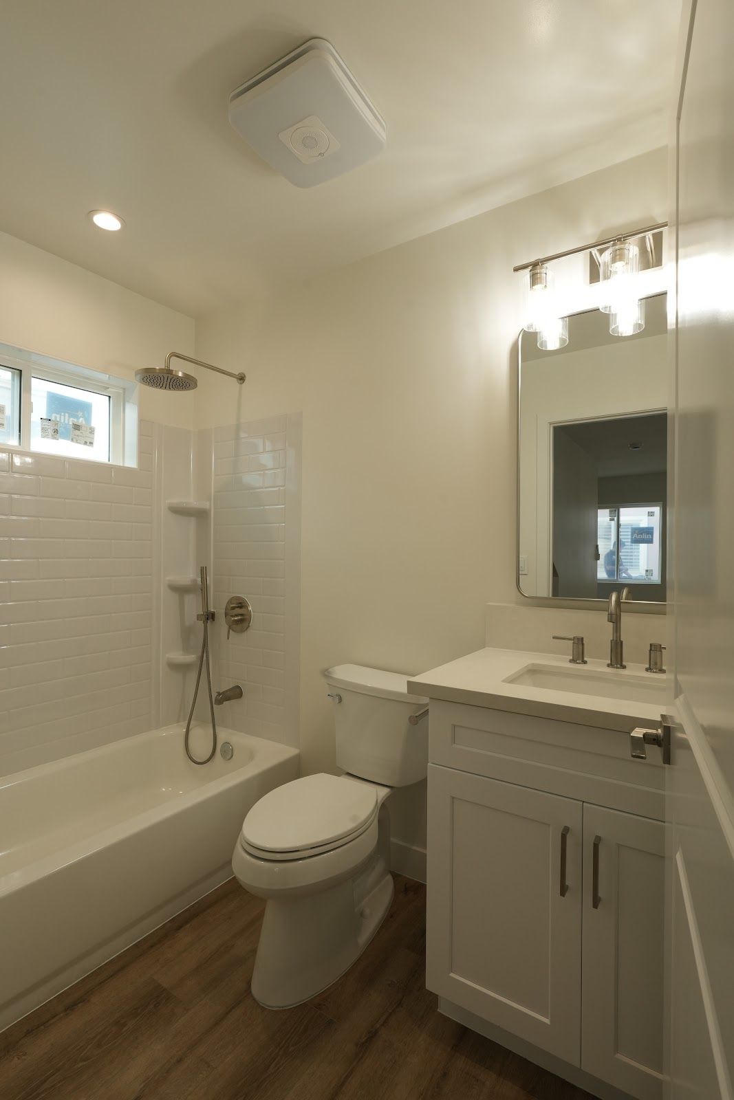 Brady Ave, Montebello — Finished interior — project photo 2