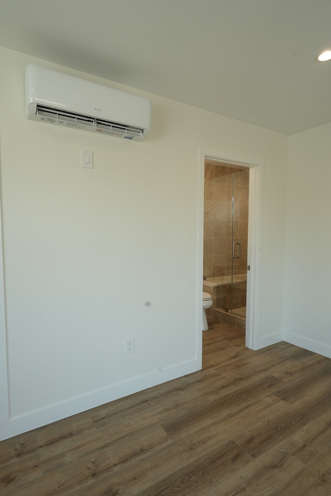Brady Ave, Montebello — Finished interior — project photo 4