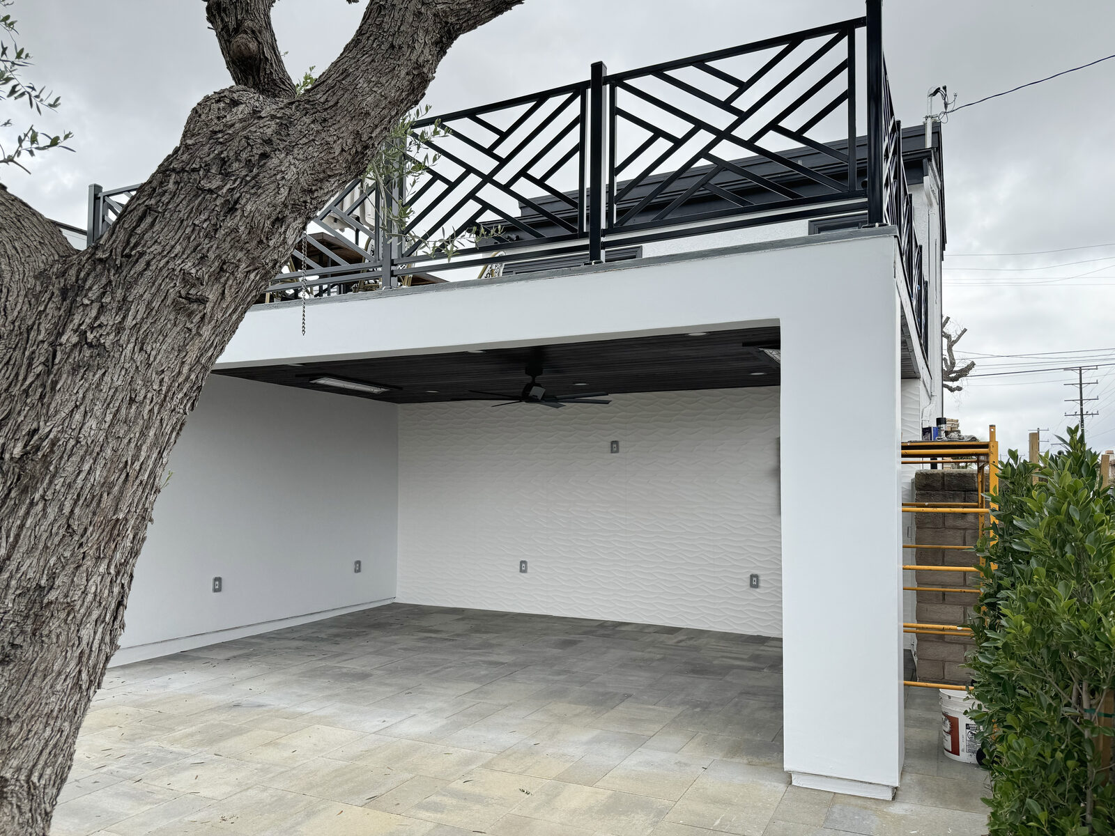Manhattan Beach Backyard Remodel - Photo 8