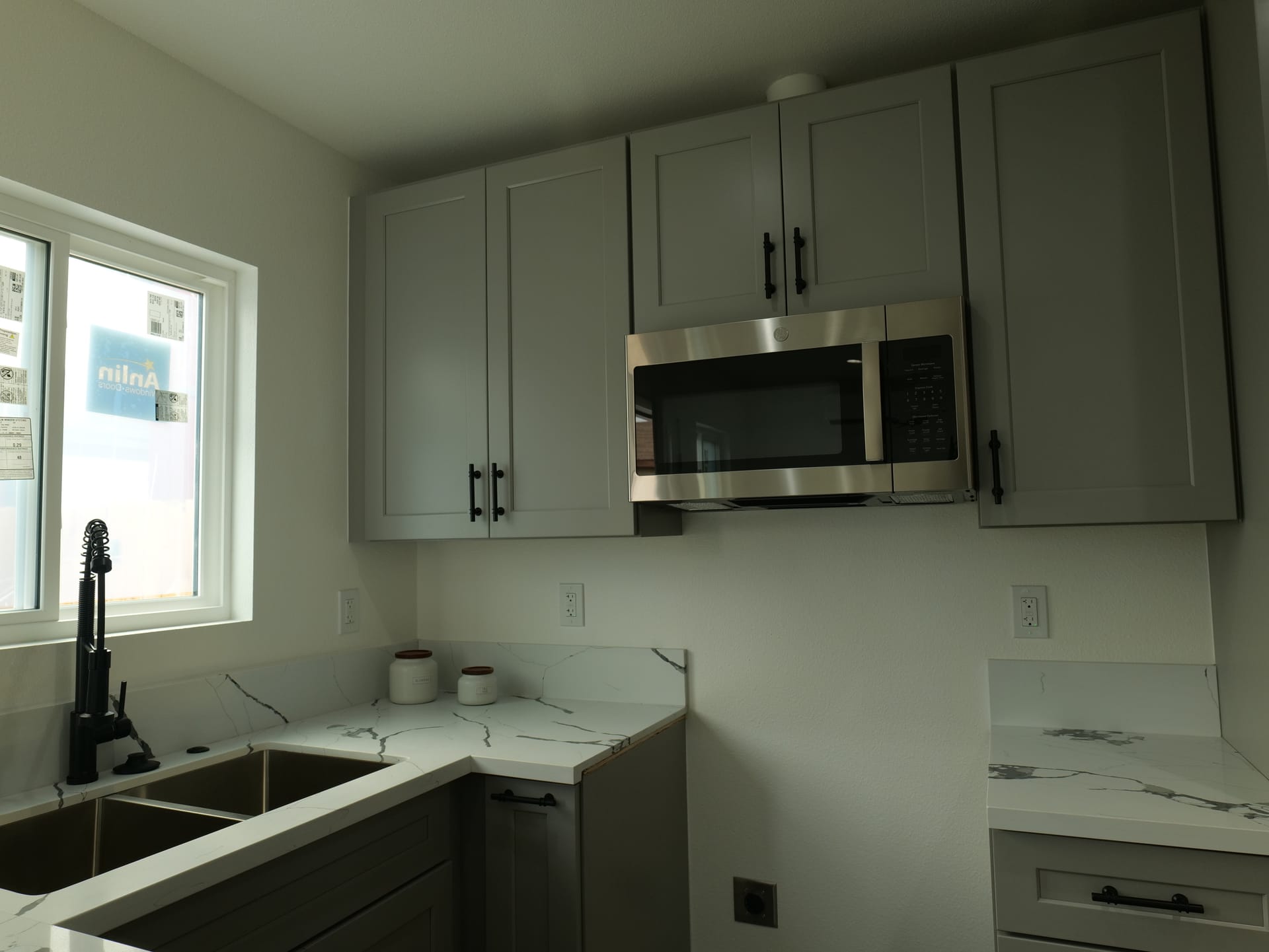 Hillford St Garage Conversion - Photo 5