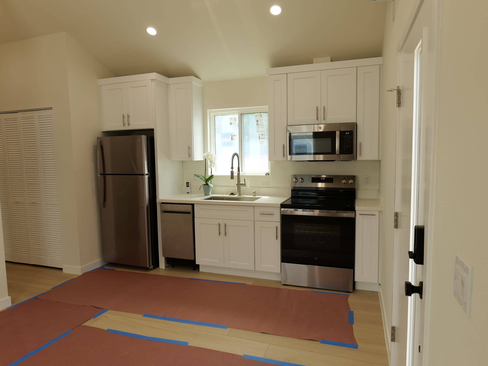 Ivy St New Construction ADU, Santa Monica - Vision ADU project photo