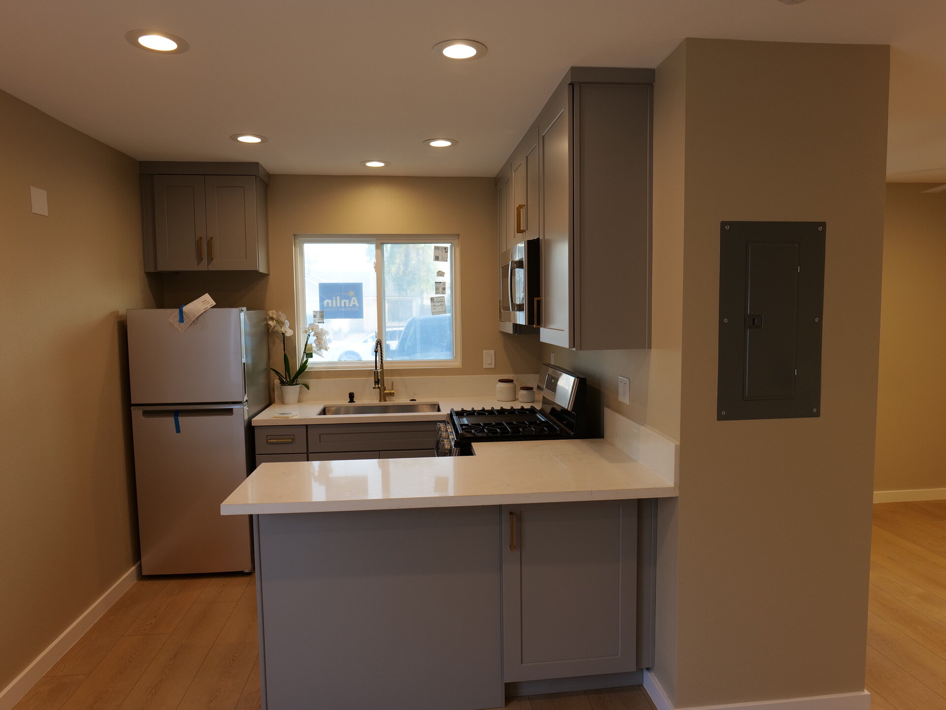Monterra Dr Garage Conversion - Photo 10
